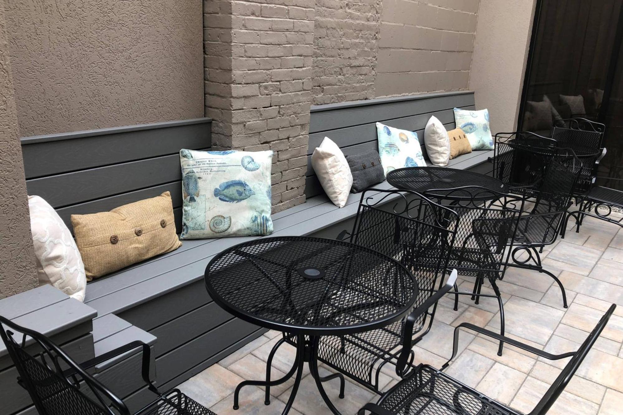 Courtyard Waterbury Downtown Ξενοδοχείο Εξωτερικό φωτογραφία